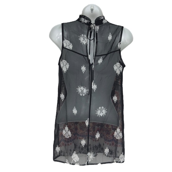 Alter’d State Black Semi Sheer Floral Smocked Sleeveless Keyhole Top Small - Picture 3 of 11